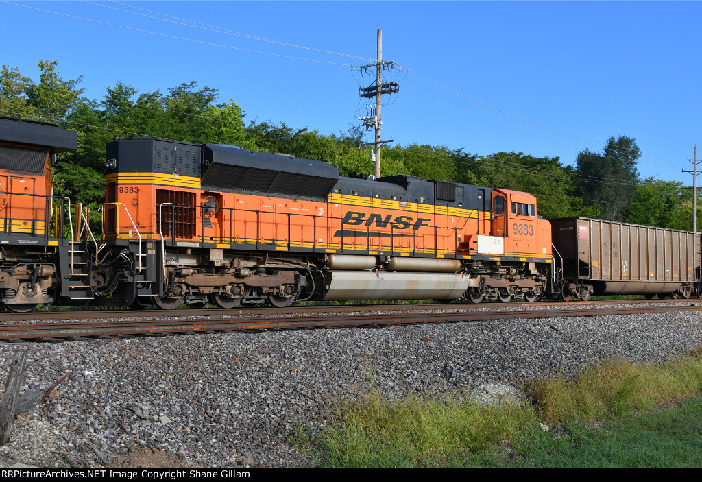 BNSF 9383 Roster shot